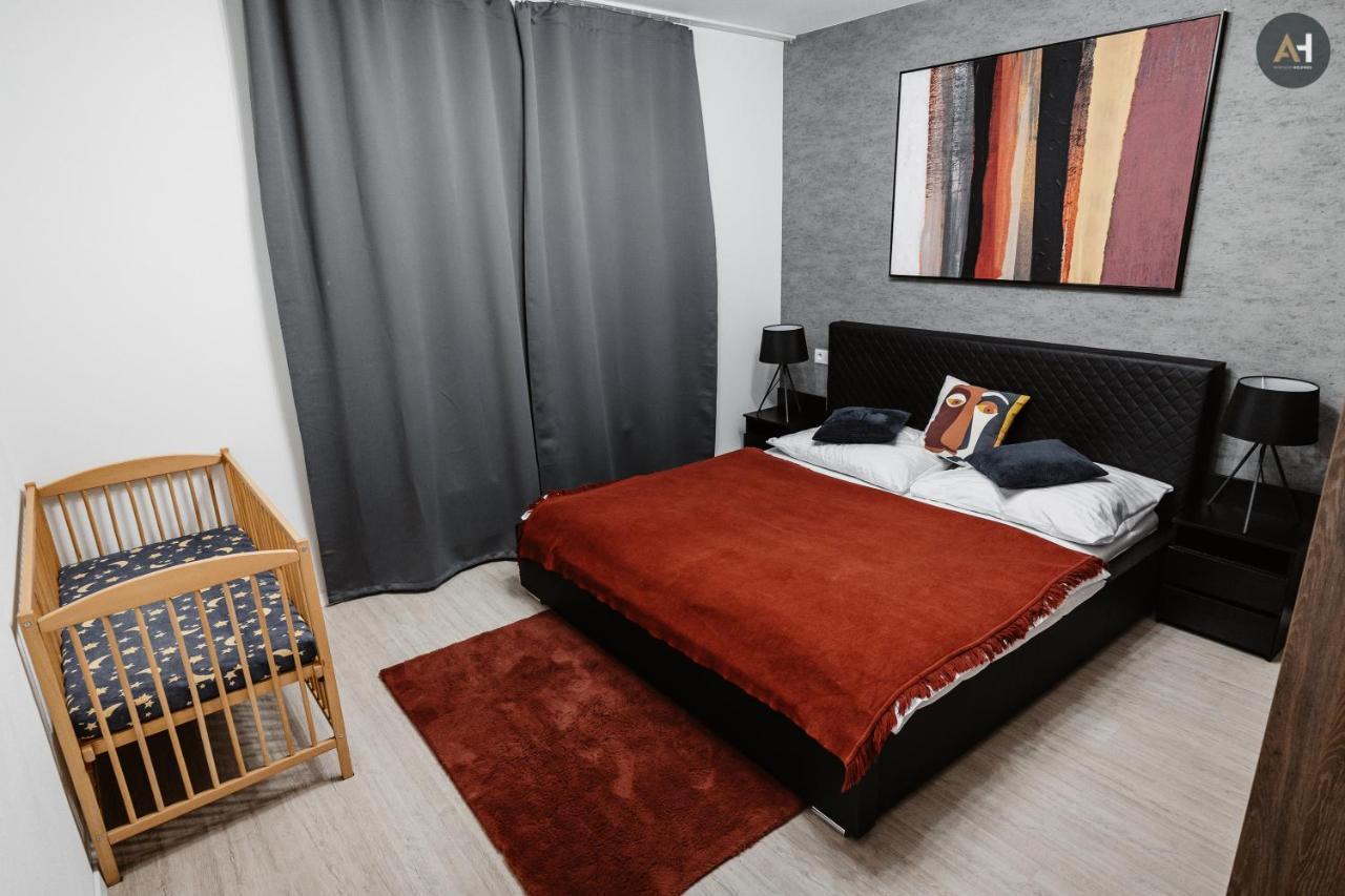 Ah Mlynska Basta II Free Parking Apartment โกชิเซ ภายนอก รูปภาพ
